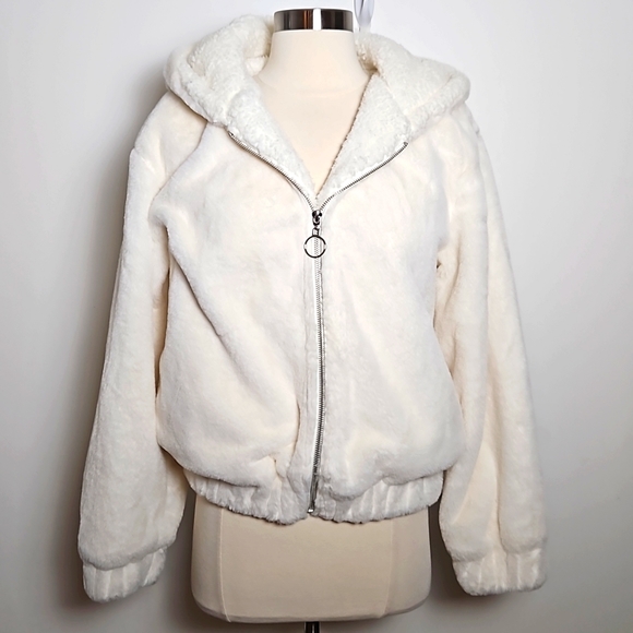Forever 21 Plush Zip Front Hoodie Ivory - Picture 1 of 9